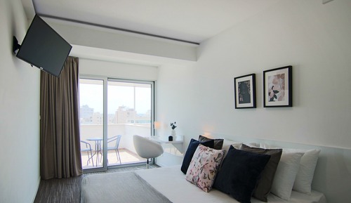 Luxury Studio Suite