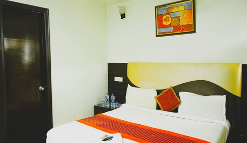 Deluxe Double Room Single Use