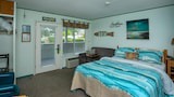 Studio, 1 Queen Bed, PoolSide, No Pets