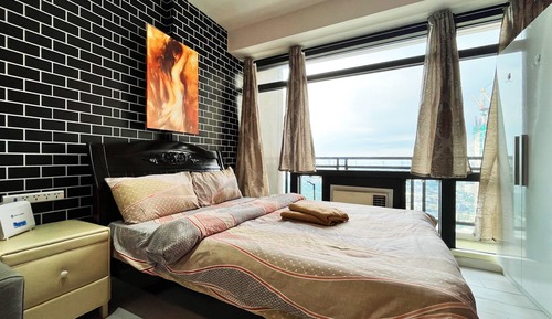 Traditional Studio, Balcony, City View