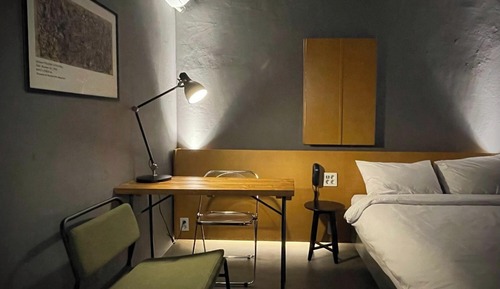 Room (Triangle - Early Check-In (2 American)