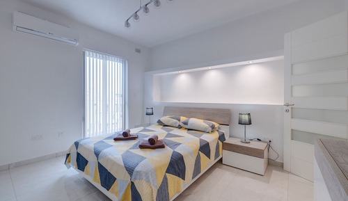 Apartment (2 Bedrooms)