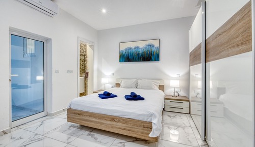 Apartment (1 Bedroom)