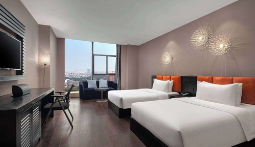 Deluxe Room, 2 Twin Beds, Non Smoking