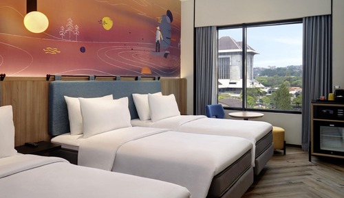 Family Triple Room, City View