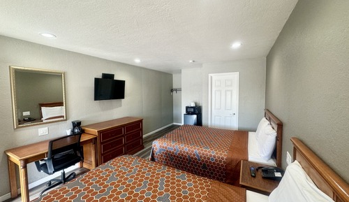 Room, 2 Queen Beds, Non Smoking