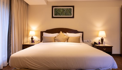 Executive Studio Suite