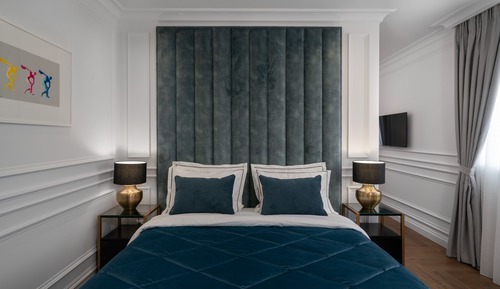 King Suite with Sun deck & Jacuzzi