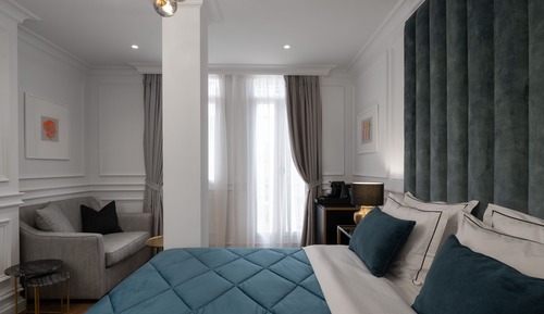 Junior Suite with outdoor Jacuzzi