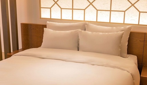 [Free Breakfast for 2] Premier Suite (BBQ Package + Unlimited Draft Beer for 2)