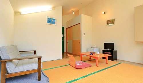 Basic Twin Room
