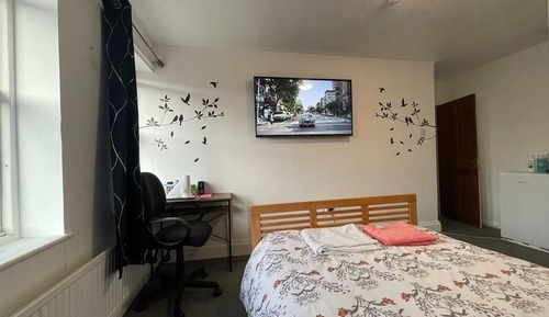 Comfort Room (FF Double with Private Bathroom)