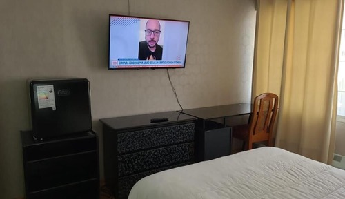 Deluxe Studio Suite
