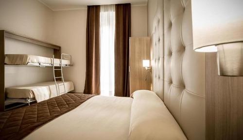Superior Quadruple Room