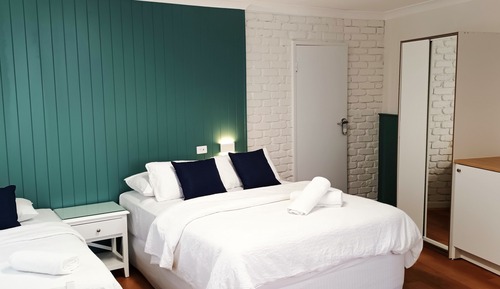 Family Queen Room 3