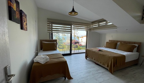 Classic Triple Room