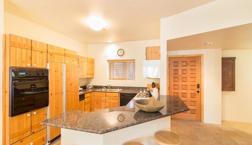 House (2 Bedrooms)