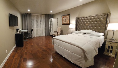 Comfort Single Room, 1 Queen Bed