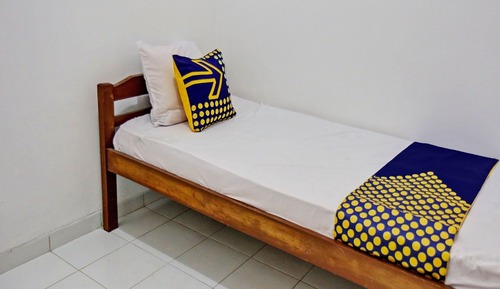 Economy Single Room