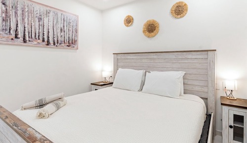 Premier Apartment
