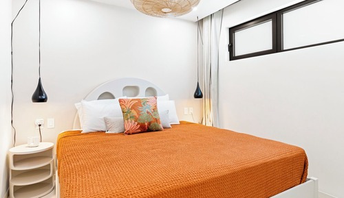 Premier Apartment