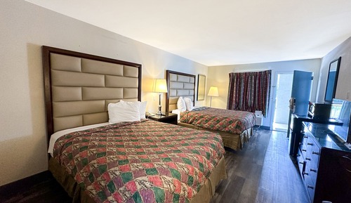 Room, 2 Queen Beds, Non Smoking