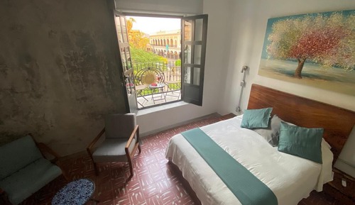 Deluxe Room, Balcony, City View