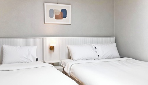 Connecting Suite B