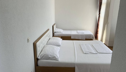 Deluxe Room, Multiple Beds