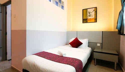Deluxe Single Room