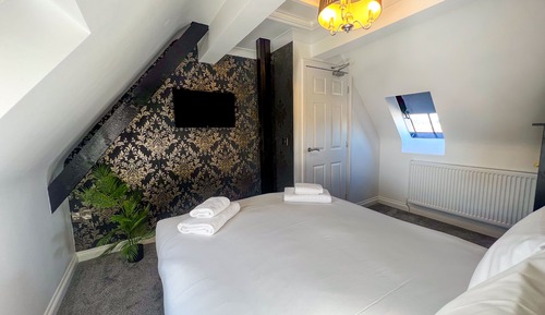 House, Private Bathroom, Marina View