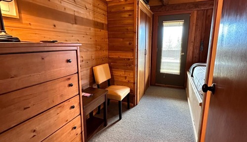 Economy Room, 1 King Bed, Lake View