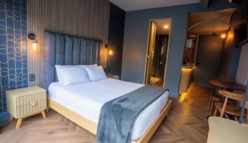 Standard Suite
