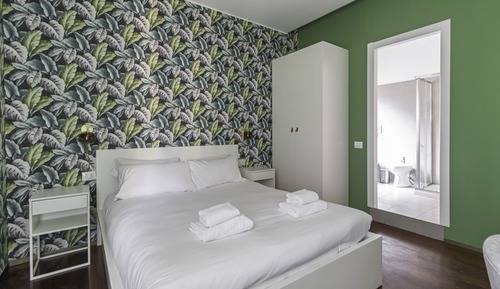 Apartment (3 Bedrooms)