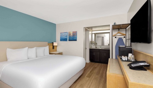 Room, 1 King Bed, Non Smoking (Efficiency)