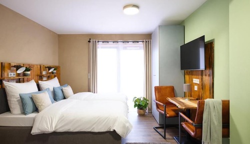 Deluxe Double or Twin Room
