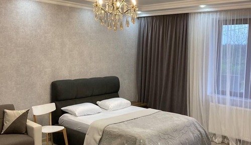 Family Room, 1 King Bed with Sofa bed