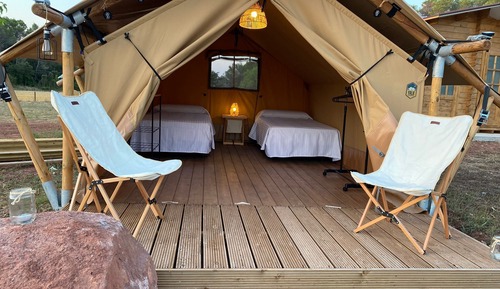 Standard Tent, Pool View