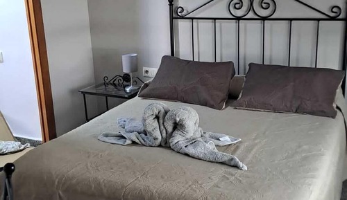 Deluxe Room, 1 Queen Bed, Ensuite