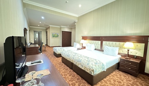 Superior Triple Room, City View