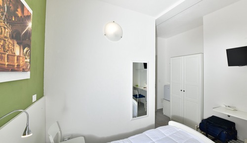 Economy Single Room