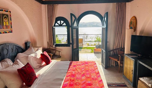 Room, 1 Queen Bed, Terrace, River View