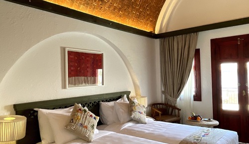 Room, 2 Twin Beds, Terrace, River View