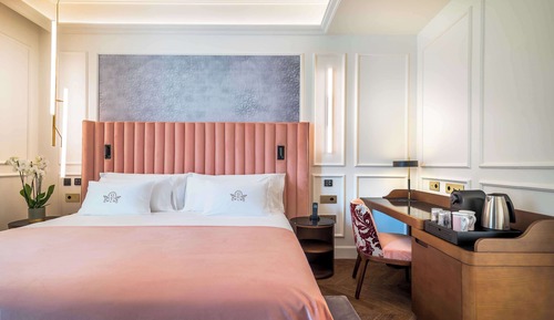 Deluxe Room (Plus)