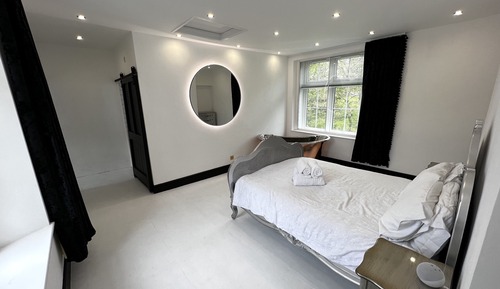Luxury Apartment
