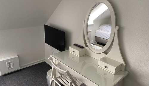 Basic Double Room
