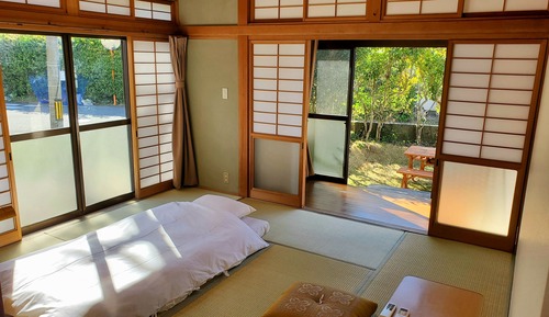 Family Room, Courtyard Area