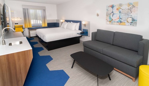 Studio Suite, 1 King Bed, Non Smoking
