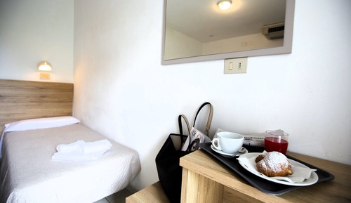 Classic Single Room