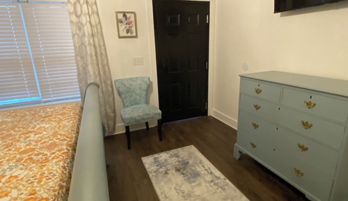 202 Chocowinity Bay Room